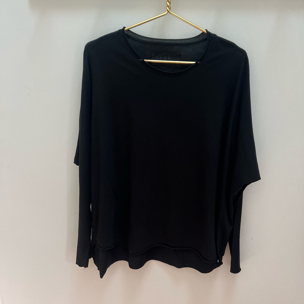 Frank & Eileen Long Sleeve Capelet